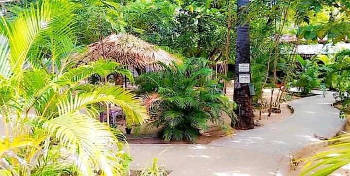 Naaval Beach Villa & Rooms Batticaloa Dış mekan fotoğraf